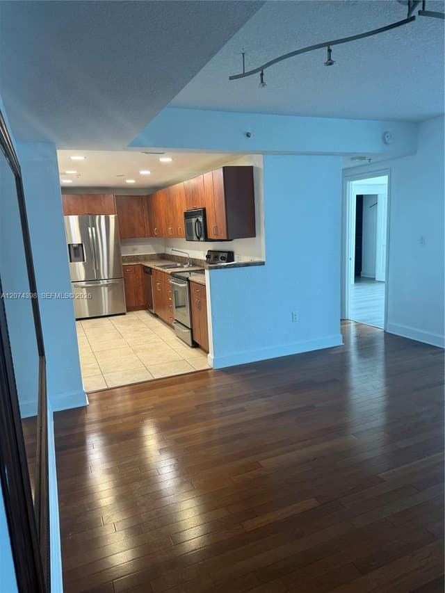 7501 E Treasure Dr # 6K, North Bay Village FL 33141 - North Bay Village, FL - Photo 4