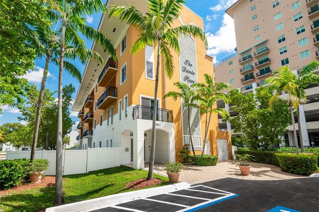 555 E Dania Beach Blvd # 9, Dania Beach FL 33004 - Dania Beach, FL - Photo 2