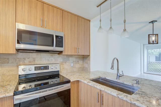 113 ROYAL PARK Drive # 1H, Oakland Park FL 33309 - Oakland Park, FL - Photo 2