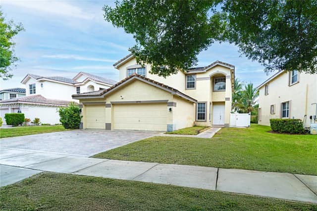 15792 SW 24th St, Miramar FL 33027 - Miramar, FL - Photo 2