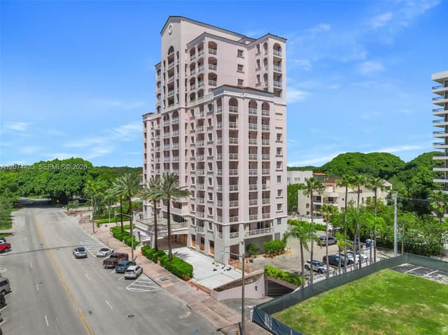 721 Biltmore Way # 601, Coral Gables FL 33134 - Coral Gables, FL - Photo 2