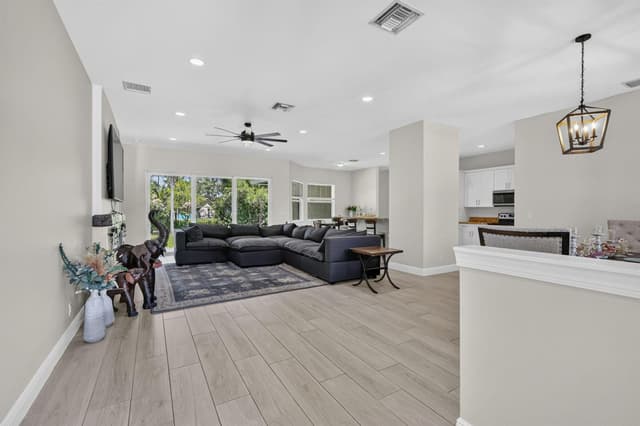 17519 Tangerine Boulevard, Loxahatchee FL 33470 - Loxahatchee, FL - Photo 5