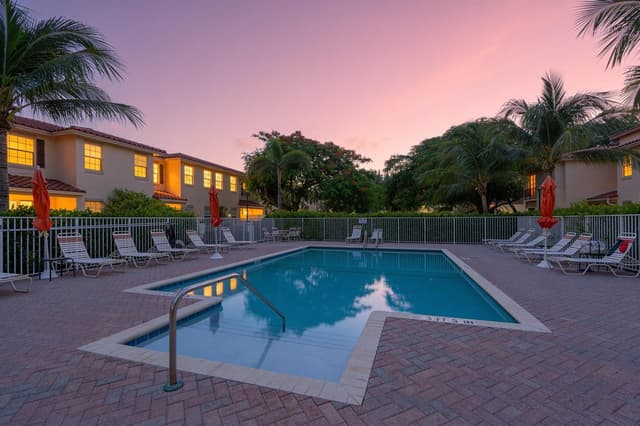 1020 E LONGPORT Circle # 6B, Delray Beach FL 33444 - Delray Beach, FL - Photo 2
