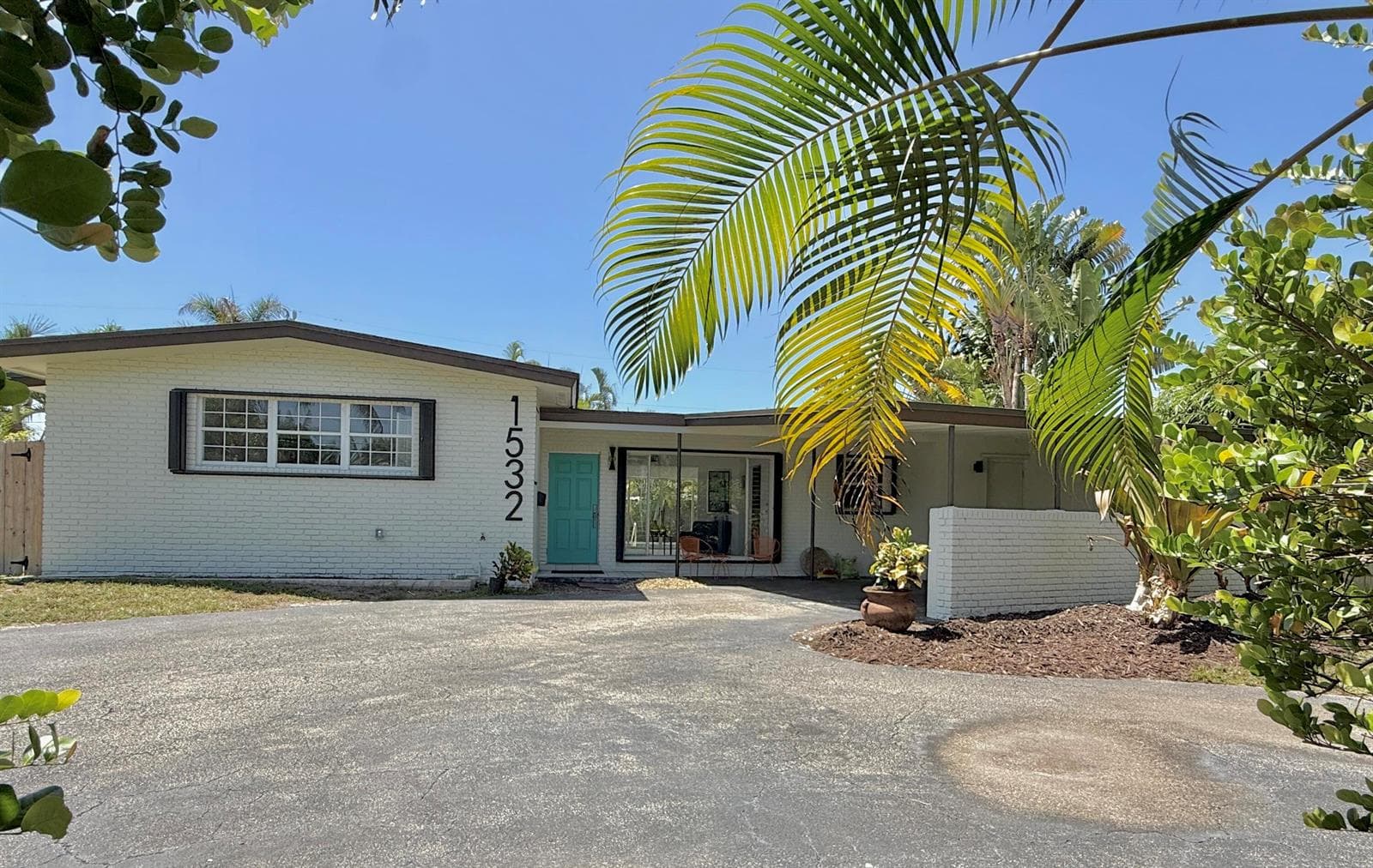 1532 NE 27TH Drive, Wilton Manors FL 33334 - Wilton Manors, FL - Photo 1