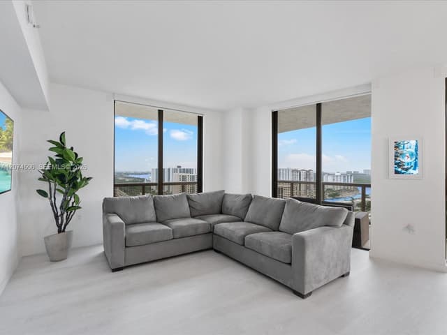 16275 Collins Ave # 1804, Sunny Isles Beach FL 33160 - Sunny Isles Beach, FL - Photo 3