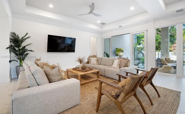 607 SE 6th St, Fort Lauderdale FL 33301 - Fort Lauderdale, FL - Photo 7