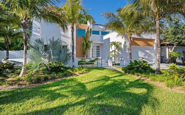 607 SE 6th St, Fort Lauderdale FL 33301 - Fort Lauderdale, FL - Photo 3