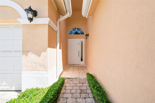 15429 SW 36th Ter, Miami FL 33185 - Miami, FL - Photo 3
