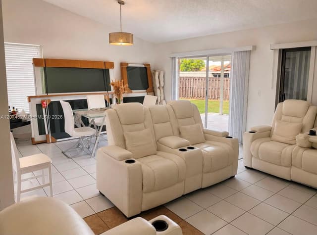 27726 SW 132nd Ct, Homestead FL 33032 - Homestead, FL - Photo 7
