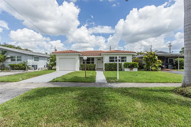 3513 Polk St, Hollywood FL 33021 - Hollywood, FL - Photo 2