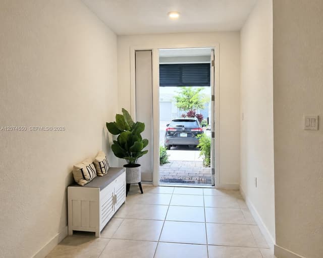 364 NW 8th Ct # 364, Pompano Beach FL 33060 - Pompano Beach, FL - Photo 5