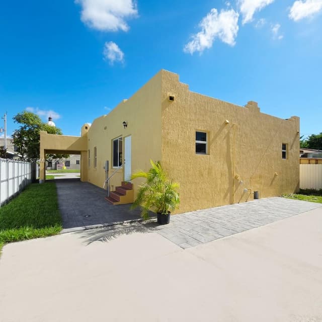 1934 NW 35th St, Miami FL 33142 - Miami, FL - Photo 5