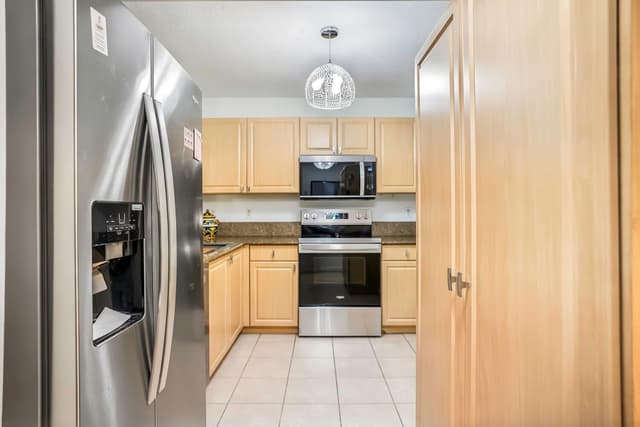 609 E SHERIDAN Street # 208, Dania Beach FL 33004 - Dania Beach, FL - Photo 2