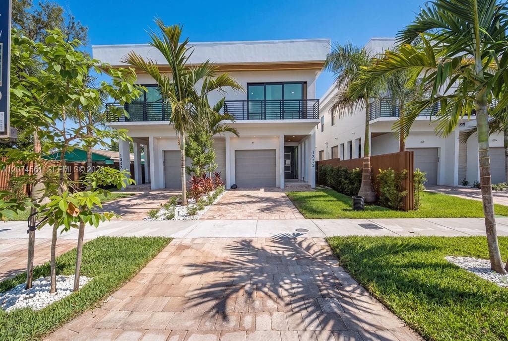 1334 NE 16 Ter, Fort Lauderdale FL 33304 - Fort Lauderdale, FL - Photo 1