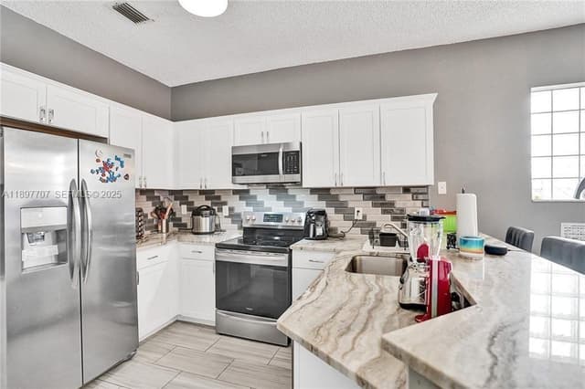 4824 NW 19TH Street, Coconut Creek FL 33063 - Coconut Creek, FL - Photo 3
