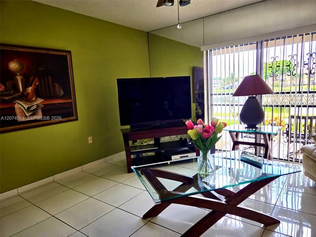 6745 NW 169th St # 14F, Hialeah FL 33015 - Hialeah, FL - Photo 7