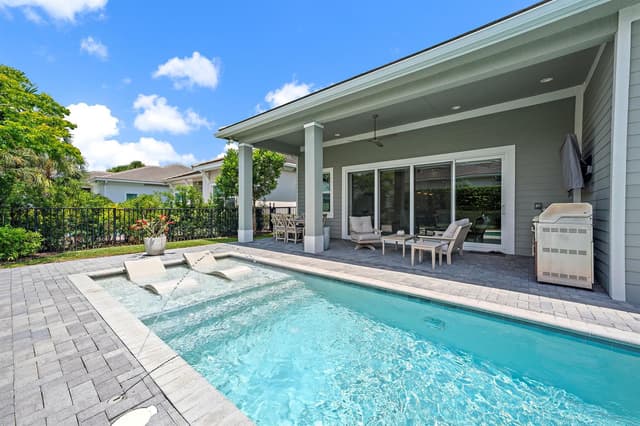 9935 Timber Creek Way, Palm Beach Gardens FL 33412 - Palm Beach Gardens, FL - Photo 2