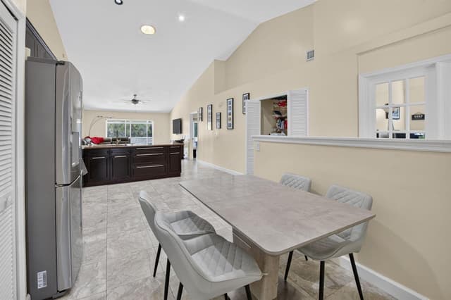 19600 Sea Pines Way, Boca Raton FL 33498 - Boca Raton, FL - Photo 6