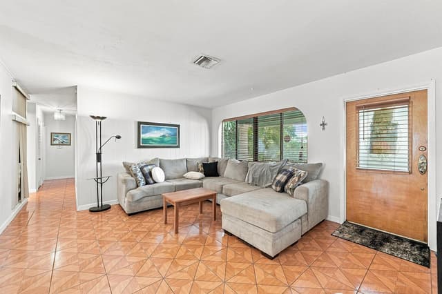 2511 NE 12TH Court, Pompano Beach FL 33062 - Pompano Beach, FL - Photo 7