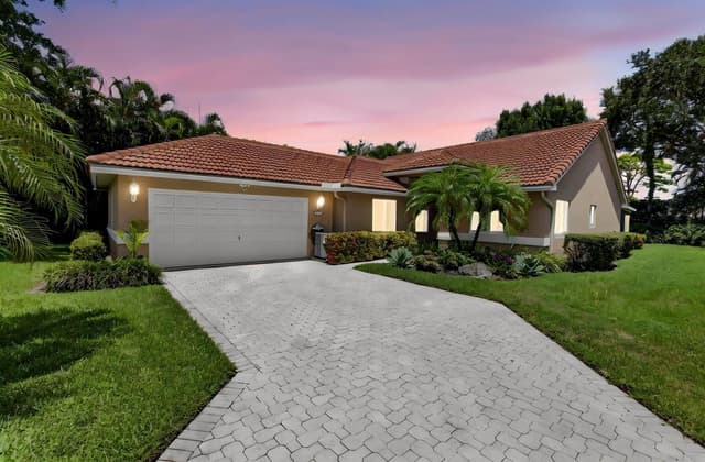 13275 ROYALE SABAL Court, Delray Beach FL 33484 - Delray Beach, FL - Photo 2