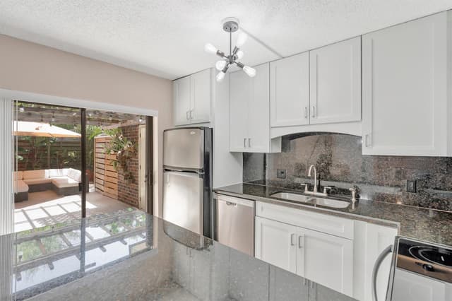 207 2nd Terrace, Palm Beach Gardens FL 33418 - Palm Beach Gardens, FL - Photo 6