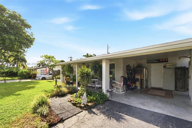 1540 NE 34th St, Pompano Beach FL 33064 - Pompano Beach, FL - Photo 4