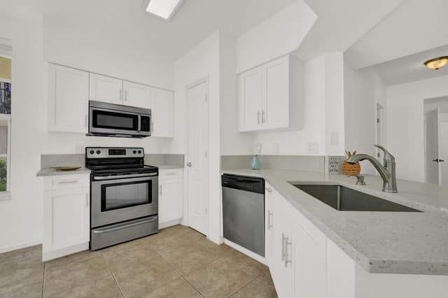 709 BELMONT Place # 709, Boynton Beach FL 33436 - Boynton Beach, FL - Photo 2