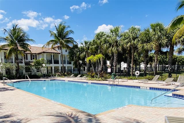 4676 Monarch Way, Coconut Creek FL 33073 - Coconut Creek, FL - Photo 4
