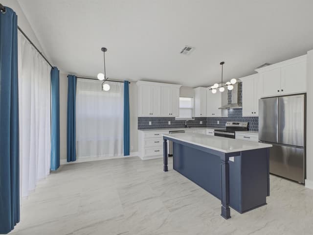 9512 HONEYBELL Circle, Boynton Beach FL 33437 - Boynton Beach, FL - Photo 7