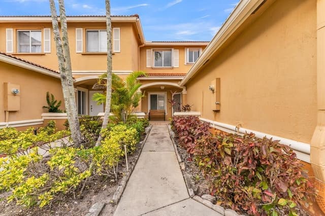 6215 Eaton Street, West Palm Beach FL 33411 - West Palm Beach, FL - Photo 6