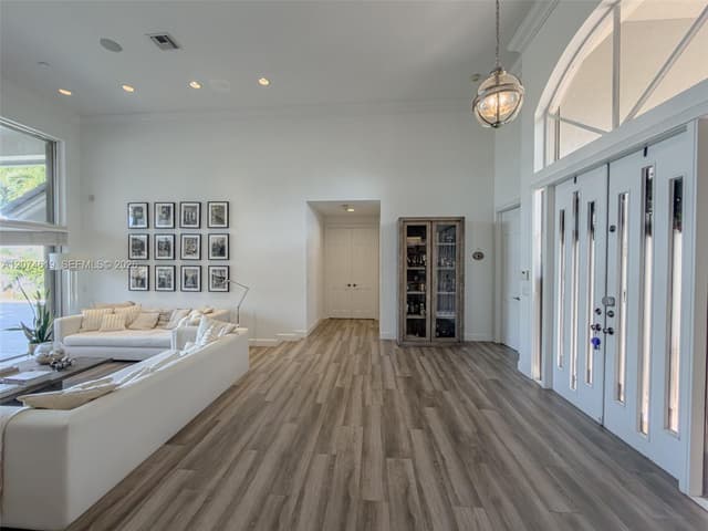2950 Medinah, Weston FL 33332 - Weston, FL - Photo 5