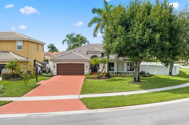 6373 Shadow Creek Village Circle, Lake Worth FL 33463 - Lake Worth, FL - Photo 3