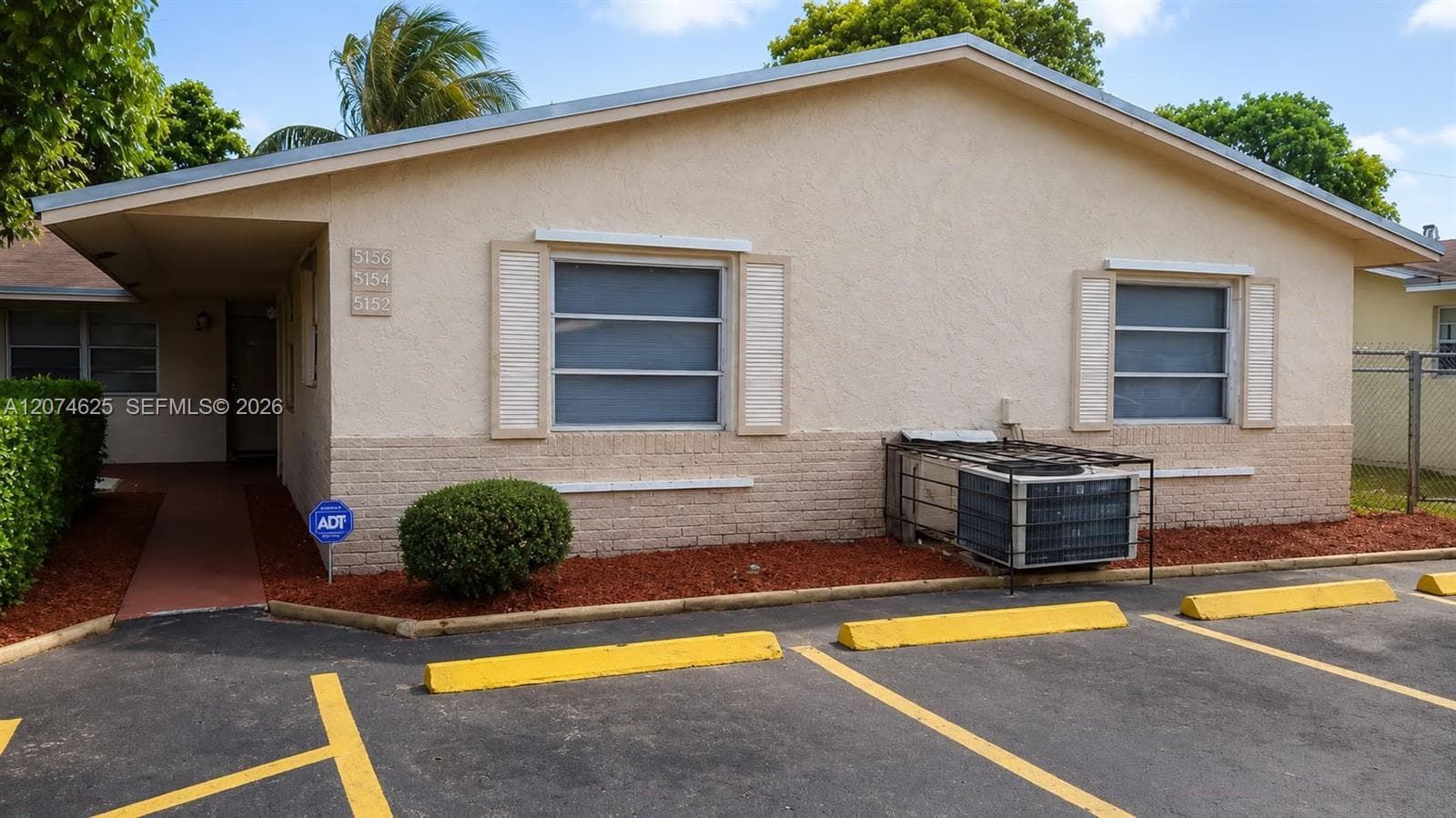 5880 NW 19th Ct, Lauderhill FL 33313 - Lauderhill, FL - Photo 1