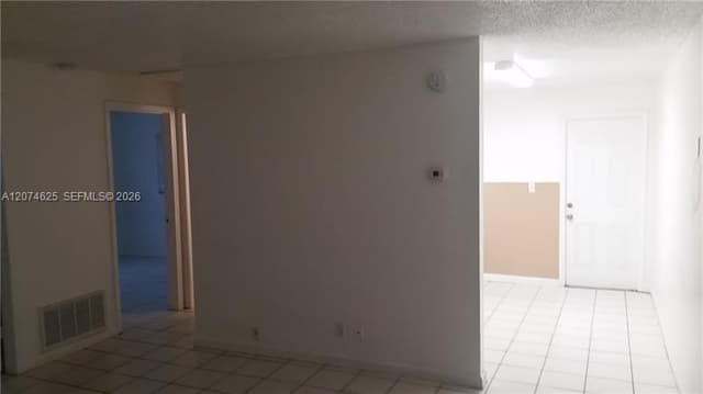 5880 NW 19th Ct, Lauderhill FL 33313 - Lauderhill, FL - Photo 4