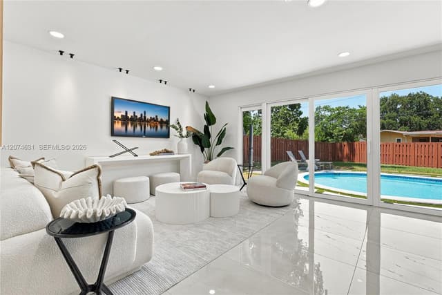4801 Tyler St, Hollywood FL 33021 - Hollywood, FL - Photo 4