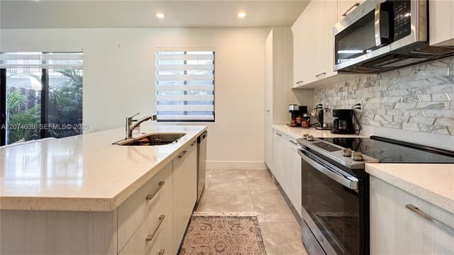 13659 SW 158th Ave, Miami FL 33196 - Miami, FL - Photo 6