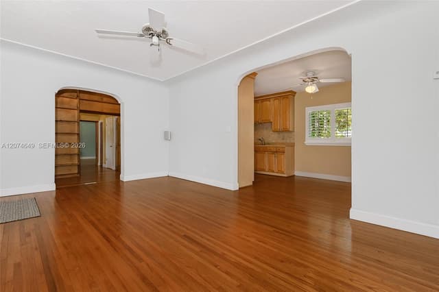 989 Eastward Dr, Miami Springs FL 33166 - Miami Springs, FL - Photo 4