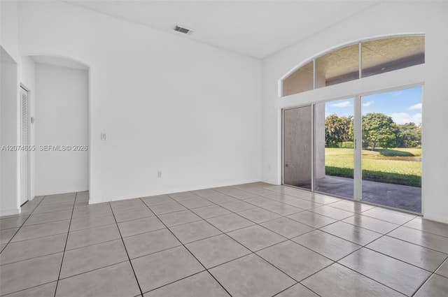 2342 NW 184th Ter, Pembroke Pines FL 33029 - Pembroke Pines, FL - Photo 7