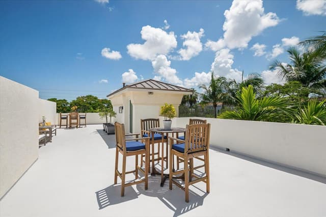 608 NE 11th Avenue, Fort Lauderdale FL 33304 - Fort Lauderdale, FL - Photo 6
