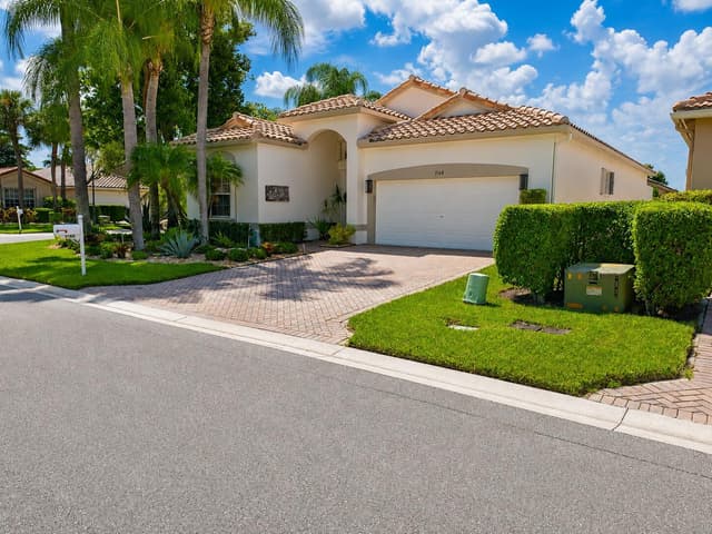 5168 Clover Creek Drive, Boynton Beach FL 33437 - Boynton Beach, FL - Photo 2