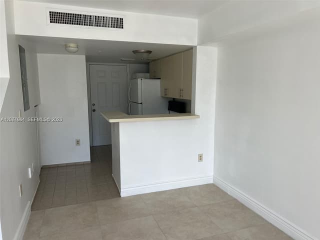 450 SW 3rd St # 15, Miami FL 33130 - Miami, FL - Photo 5
