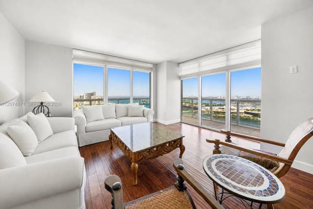 50 Biscayne Blvd # 4402, Miami FL 33132 - Miami, FL - Photo 2