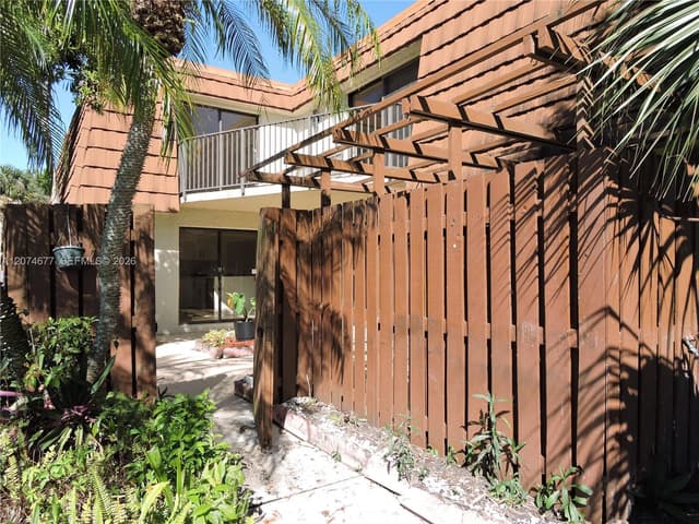 1316 SW 118th Ter # 1316, Davie FL 33325 - Davie, FL - Photo 4