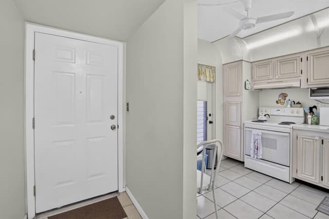 1103 NW 58th Terrace # 420, Sunrise FL 33313 - Sunrise, FL - Photo 3