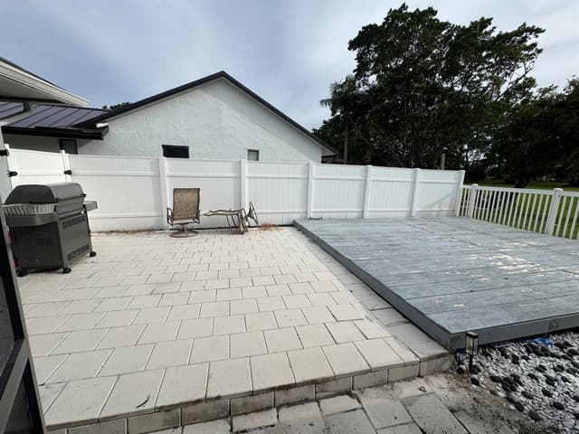 5749 ADAIR Way, Lake Worth FL 33467 - Lake Worth, FL - Photo 2