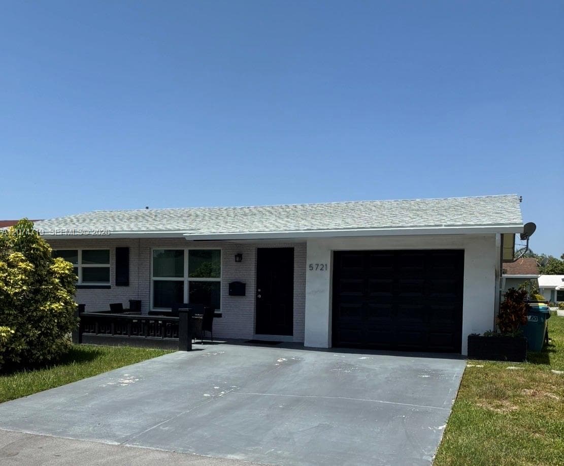 5721 NW 64th Way, Tamarac FL 33321 - Tamarac, FL - Photo 1