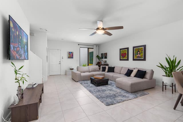 527 NW 17th Street, Fort Lauderdale FL 33311 - Fort Lauderdale, FL - Photo 5