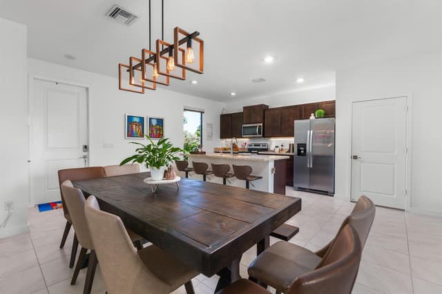 527 NW 17th Street, Fort Lauderdale FL 33311 - Fort Lauderdale, FL - Photo 4