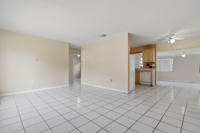 980 NW 183RD Street, Miami Gardens FL 33169 - Miami Gardens, FL - Photo 7
