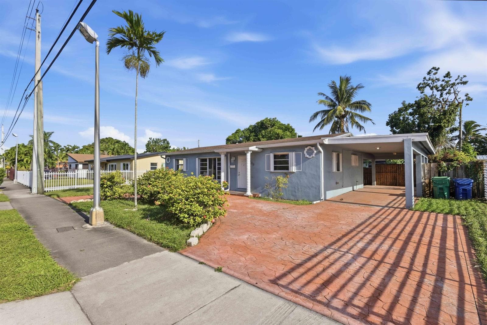 980 NW 183RD Street, Miami Gardens FL 33169 - Miami Gardens, FL - Photo 1